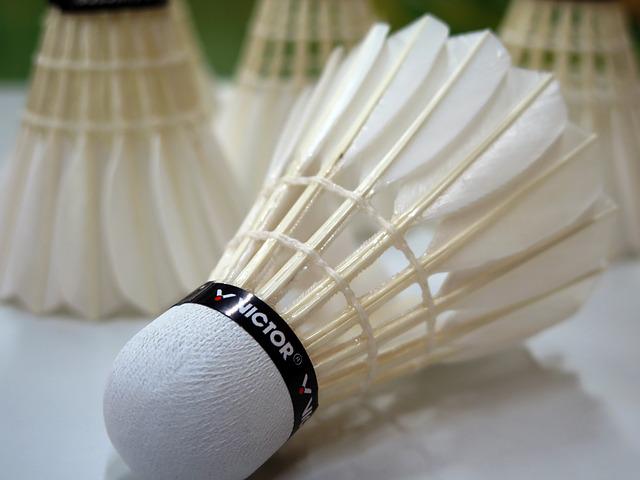 míčky na badminton